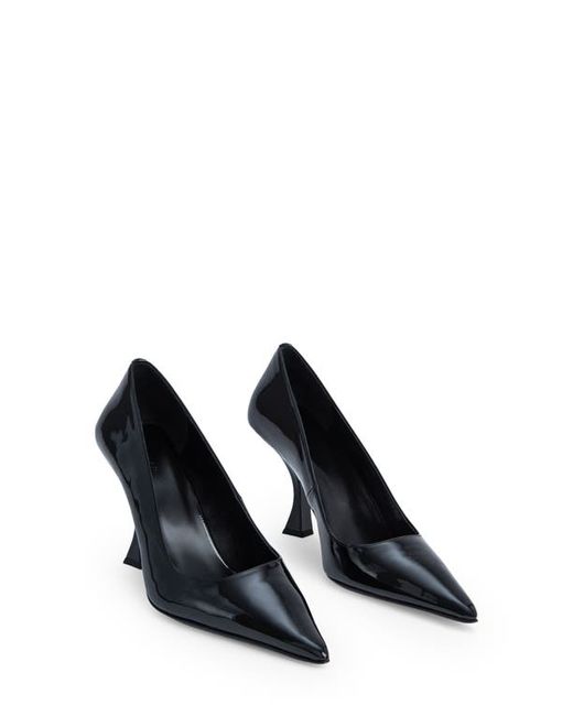 by FAR Viva Pointed Toe Pump in at