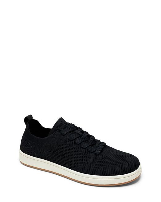 Suavs Knit Low Top Sneaker in at