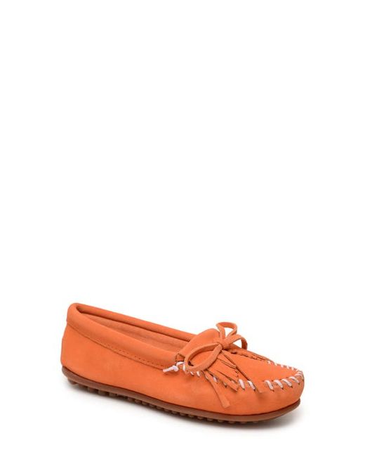 Minnetonka Kilty Driving Loafer in at