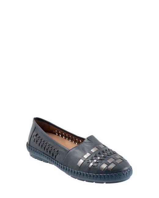 Trotters Rory Woven Flat in Navy at