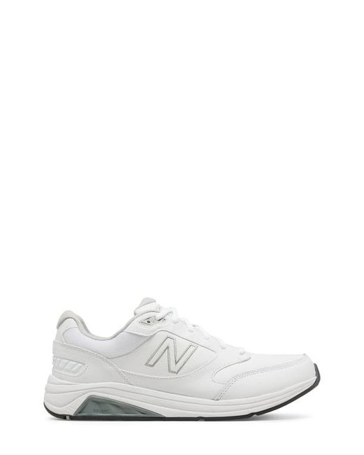 New Balance 928v3 Walking Sneaker in at
