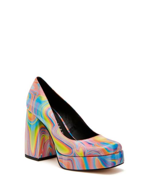 Katy Perry The Uplift Platform Pump in at