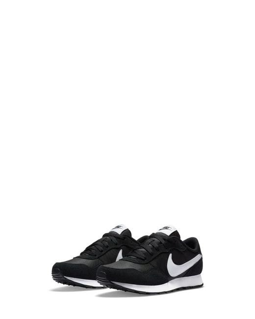 Nike MD Valiant Sneaker in Black at