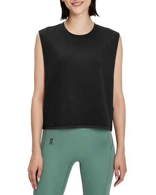 On Focus Sleeveless Running Crop Top in at