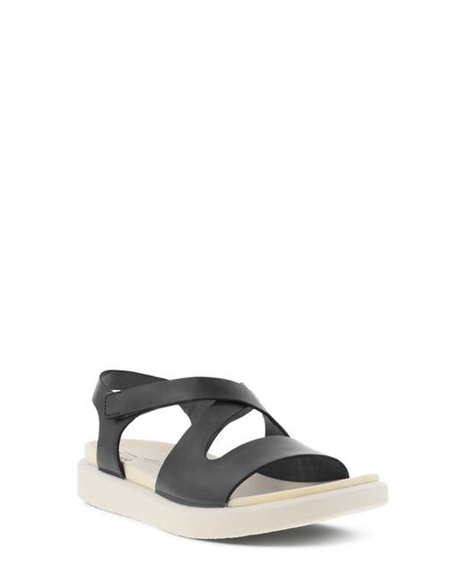 Ecco Flowt Strappy Sandal in at