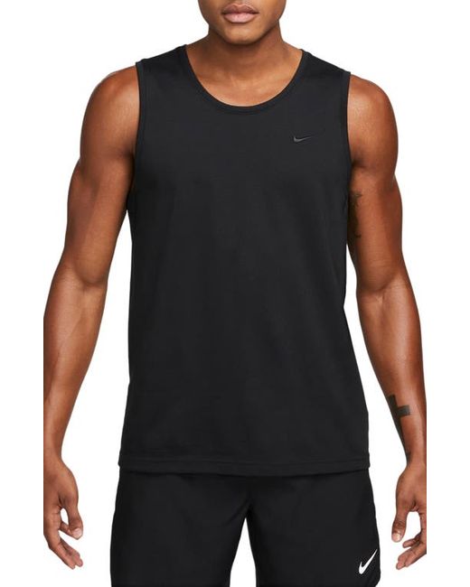 Nike Dri-FIT Primary Training Tank in at