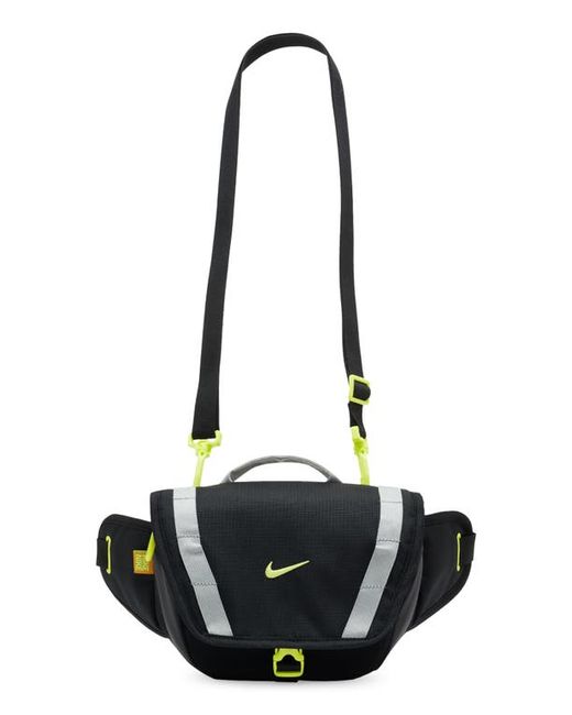 Nike Hike Convertible Belt Bag in Black/Particle Grey at