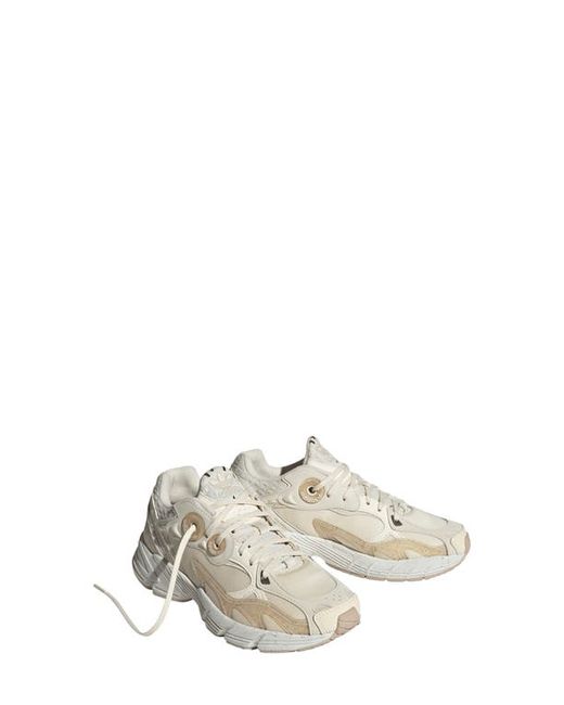 Adidas Astir Sneaker in White/White/Taupe at