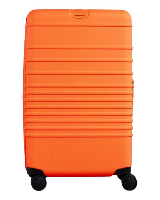 Béis 26-Inch Rolling Spinner Suitcase in at