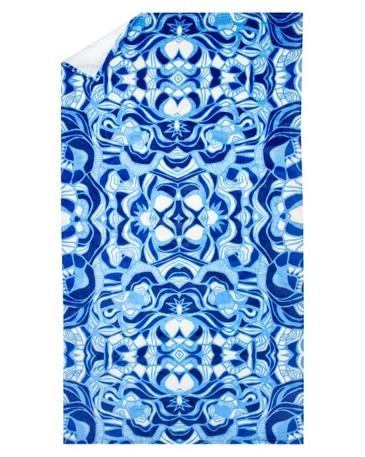 Rochelle Porter Whirled Abstract Print Cotton Beach Towel in at