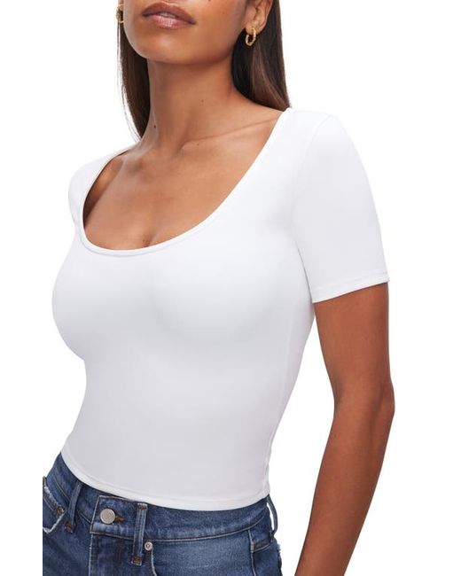 Good American Scoop Neck Crop Scuba Knit T-Shirt in at