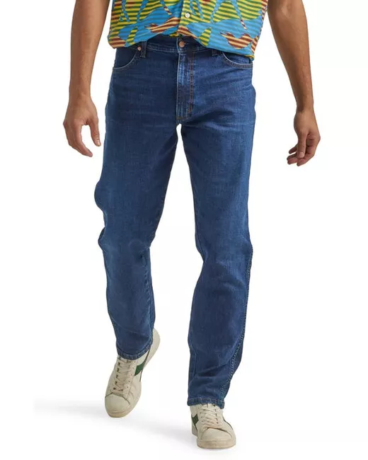 Wrangler Relaxed Tapered Jeans in at 31 X 30