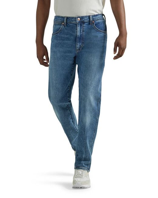 Wrangler Relaxed Tapered Jeans in at 29 X 30