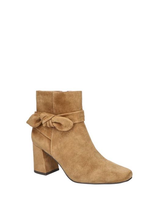 Bella Vita Felicity Bow Accent Bootie in at 5