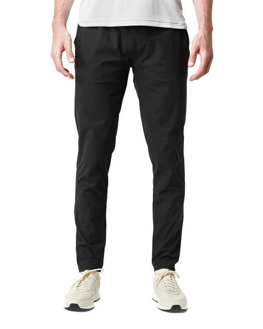 Western Rise Spectrum Performance Joggers in at Small