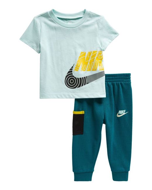 Nike Graphic T-Shirt Joggers Set in at 12M