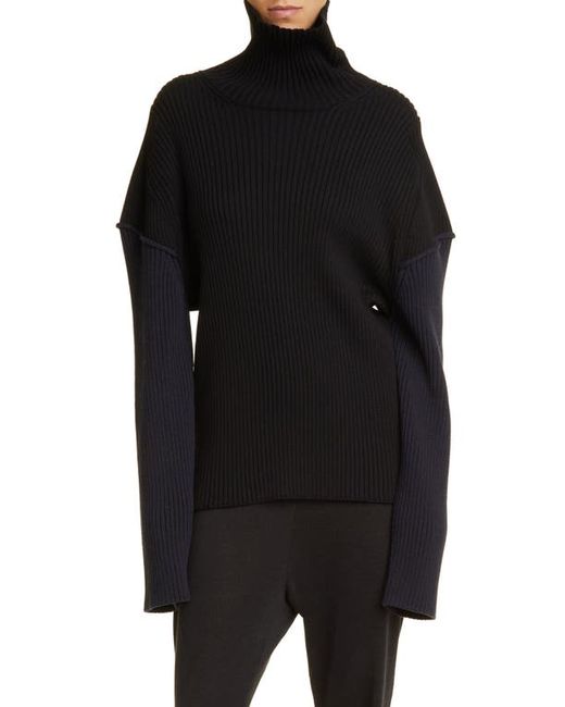 The Row Dua Cotton Cashmere Rib Turtleneck Sweater in Black/Navy at