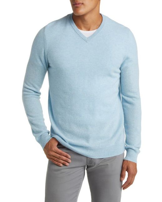 Nordstrom V-Neck Cashmere Sweater in at X-Small
