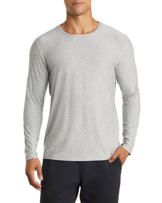 Beyond Yoga Featherweight Always Beyond Long Sleeve Performance T-Shirt in at Small