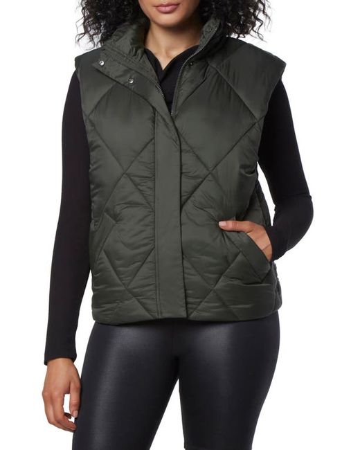 Marc New York Performance Large Diamond Quilted Vest in at Small