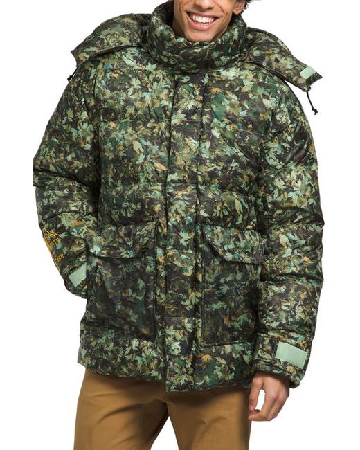 The North Face 73 600 Fill Power Down Parka in at Small