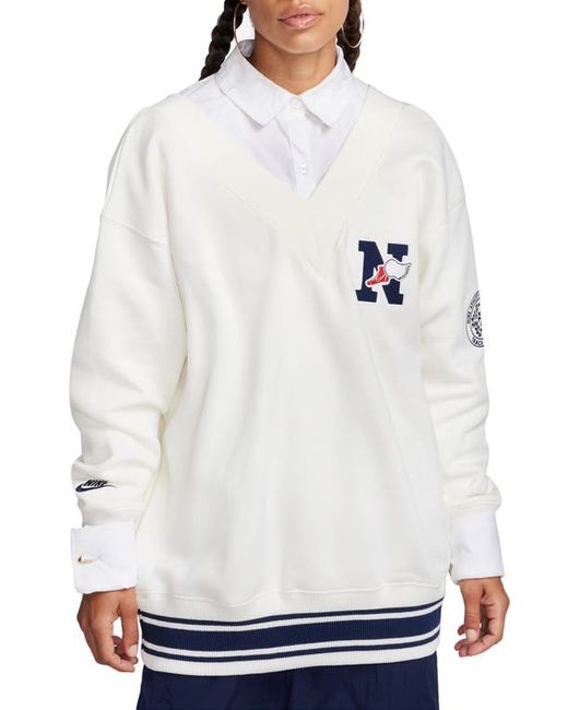 Nike Sportswear Phoenix Fleece Oversize Sweatshirt in at X-Small