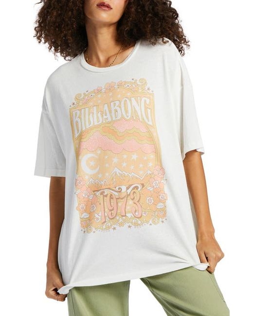 Billabong Never Forget Cotton Graphic T-Shirt in at X-Small
