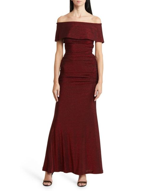 Vince Camuto Metallic Off the Shoulder Gown in at 0