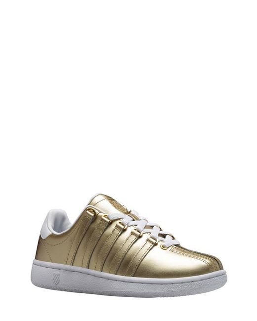 K-Swiss Classic VN Sneaker in Gold at
