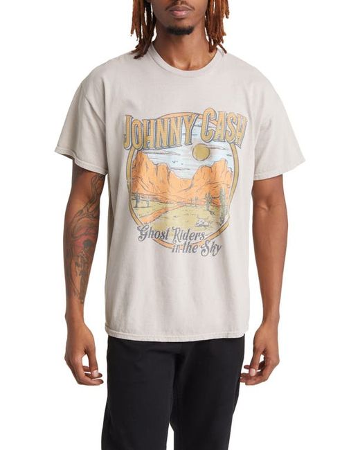 Merch Traffic Johnny Cash Desert Graphic T-Shirt Small