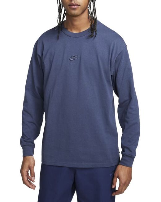 Nike Sportswear Premium Essentials Long Sleeve T-Shirt