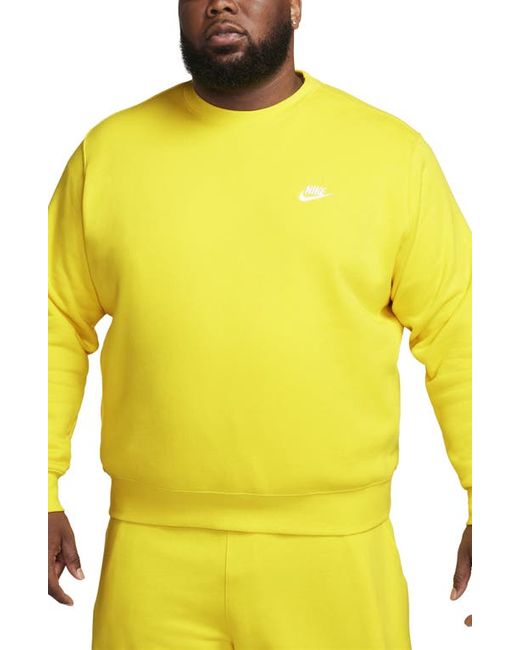 Nike Club Crewneck Sweatshirt Lightning