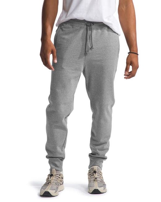 The North Face Heritage Patch Jogger Sweatpants Tnf Medium Grey Heather/White