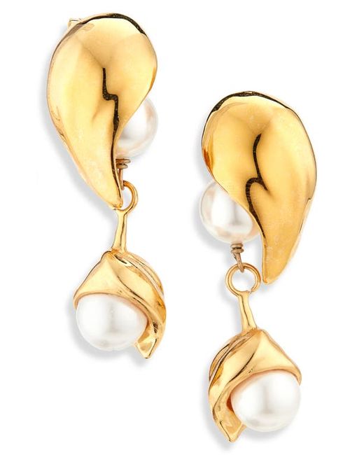 Oscar de la Renta Imitation Pearl Abstract Leaf Drop Earrings