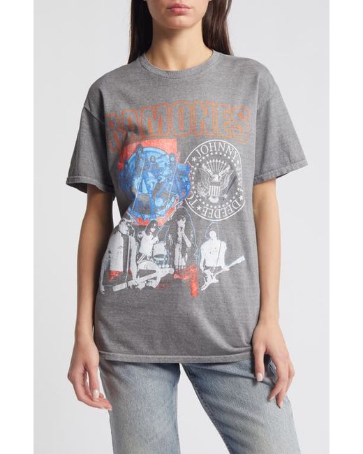 Merch Traffic Ramones Cotton Graphic T-Shirt