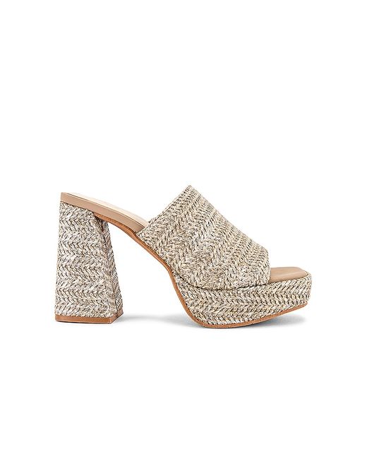 Seychelles Sandal Taupe. also 10