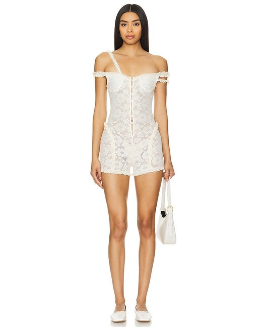 yuhan wang Lace Romper also
