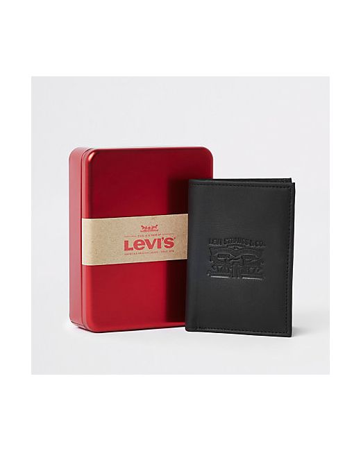 Levi's leather horse embossed wallet