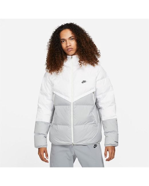 Nike Sportswear Storm-FIT Windrunner Hooded Jacket
