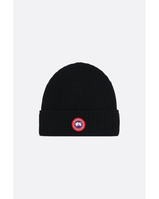 Canada Goose wool beanie with logo patch Man