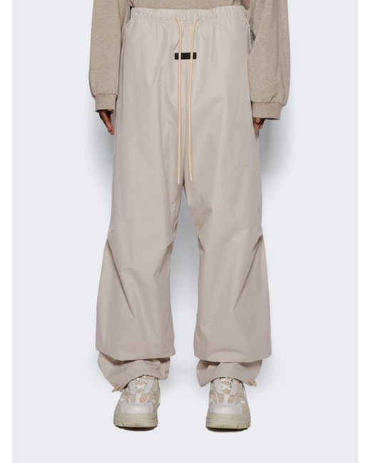 Fear of God ESSENTIALS Relaxed Trouser