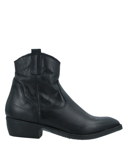 Geneve Ankle boots