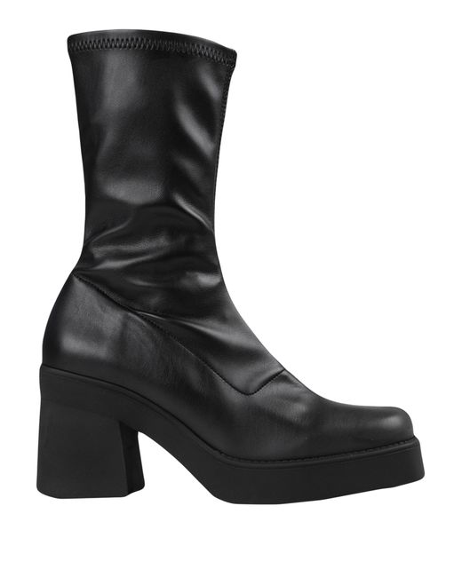 E8 by MIISTA Ankle boots