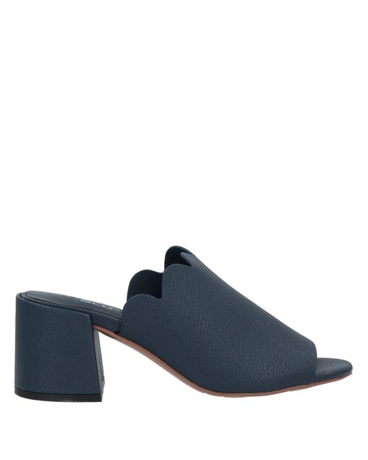 Tosca Blu Sandals