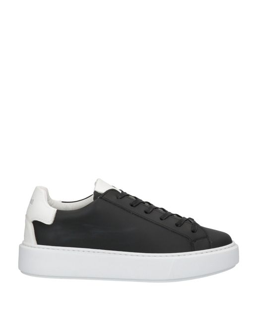 Thoms Nicoll Sneakers