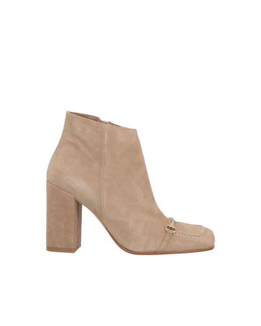 Ovye' By Cristina Lucchi Ankle boots Light brown