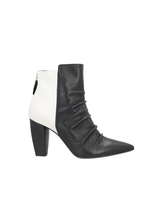 Couture Ankle boots 6