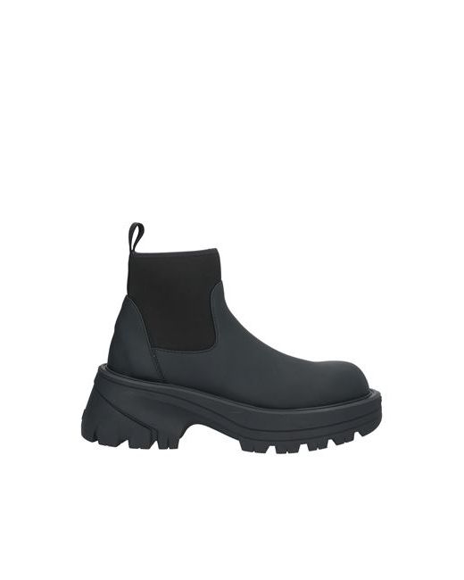 1017 Alyx 9Sm Man Ankle boots Leather Textile fibers