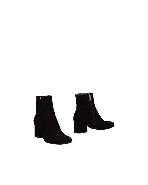 Cesare Paciotti FOOTWEAR Ankle boots on .COM