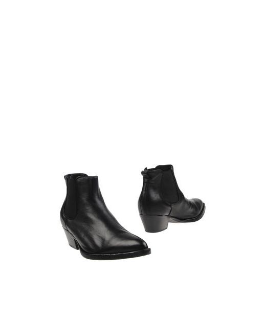 Lemaré FOOTWEAR Ankle boots on